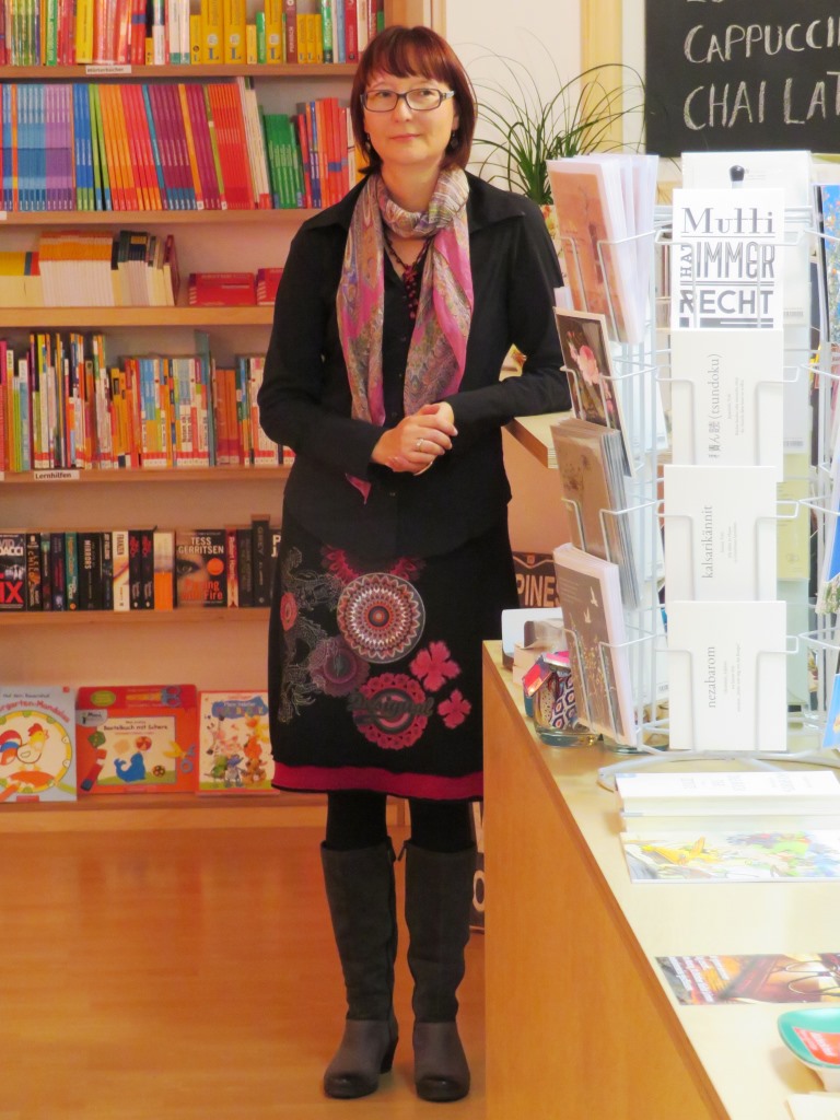 Autorin in der Buchhandlung Grimms in Spaichingen