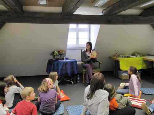Viele Kinder folgten der Einladung zum Tag des Buches in die Mediathek Denkingen.